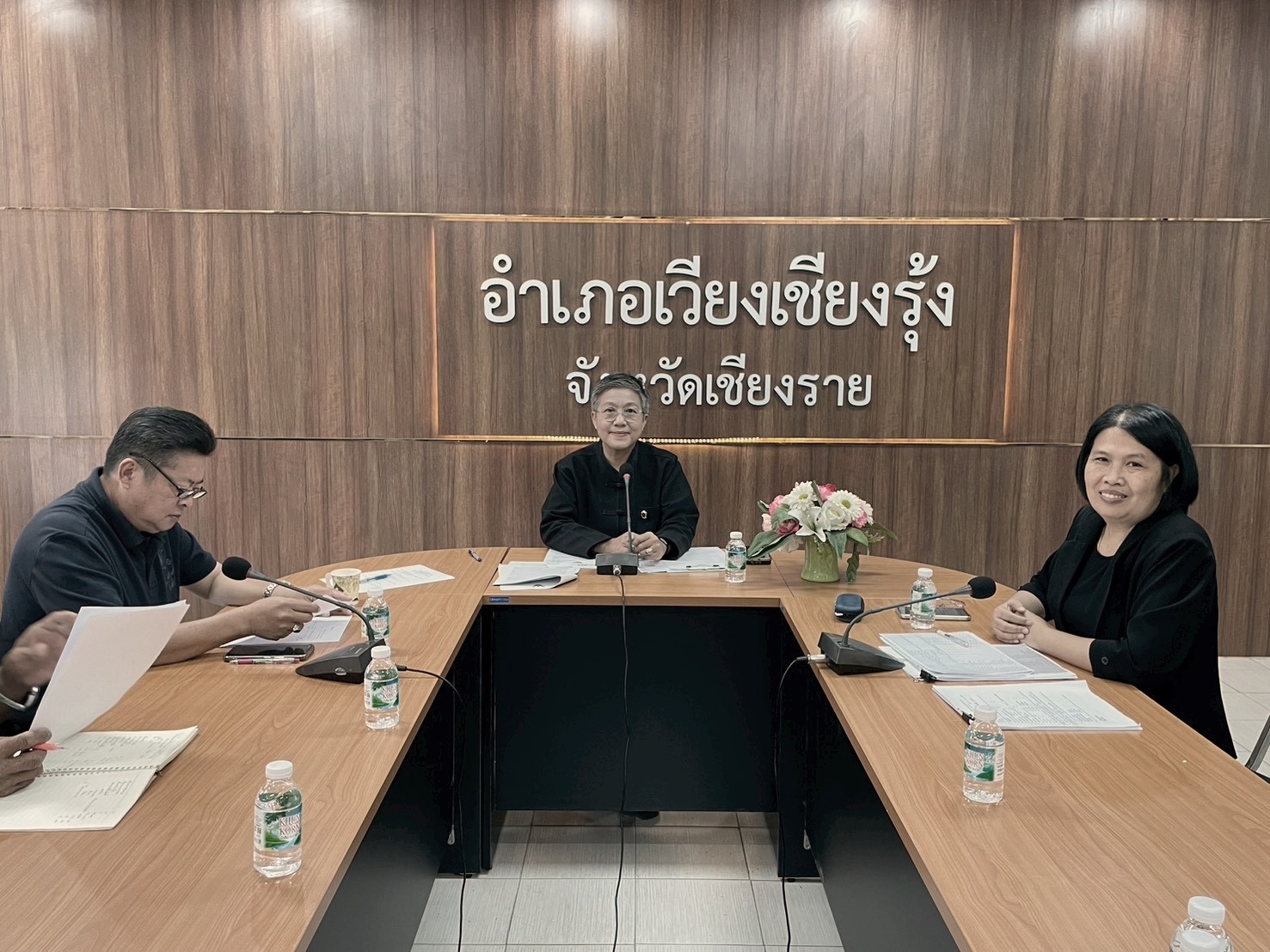 พช.เวียงเชียงรุ้ง ประชุมตรวจสอบและทบทวนฐานข้อมูลกลุ่มออมทรัพย์เพื่อการผลิตอำเภอเวียงเชียงรุ้ง จังหวัดเชียงราย