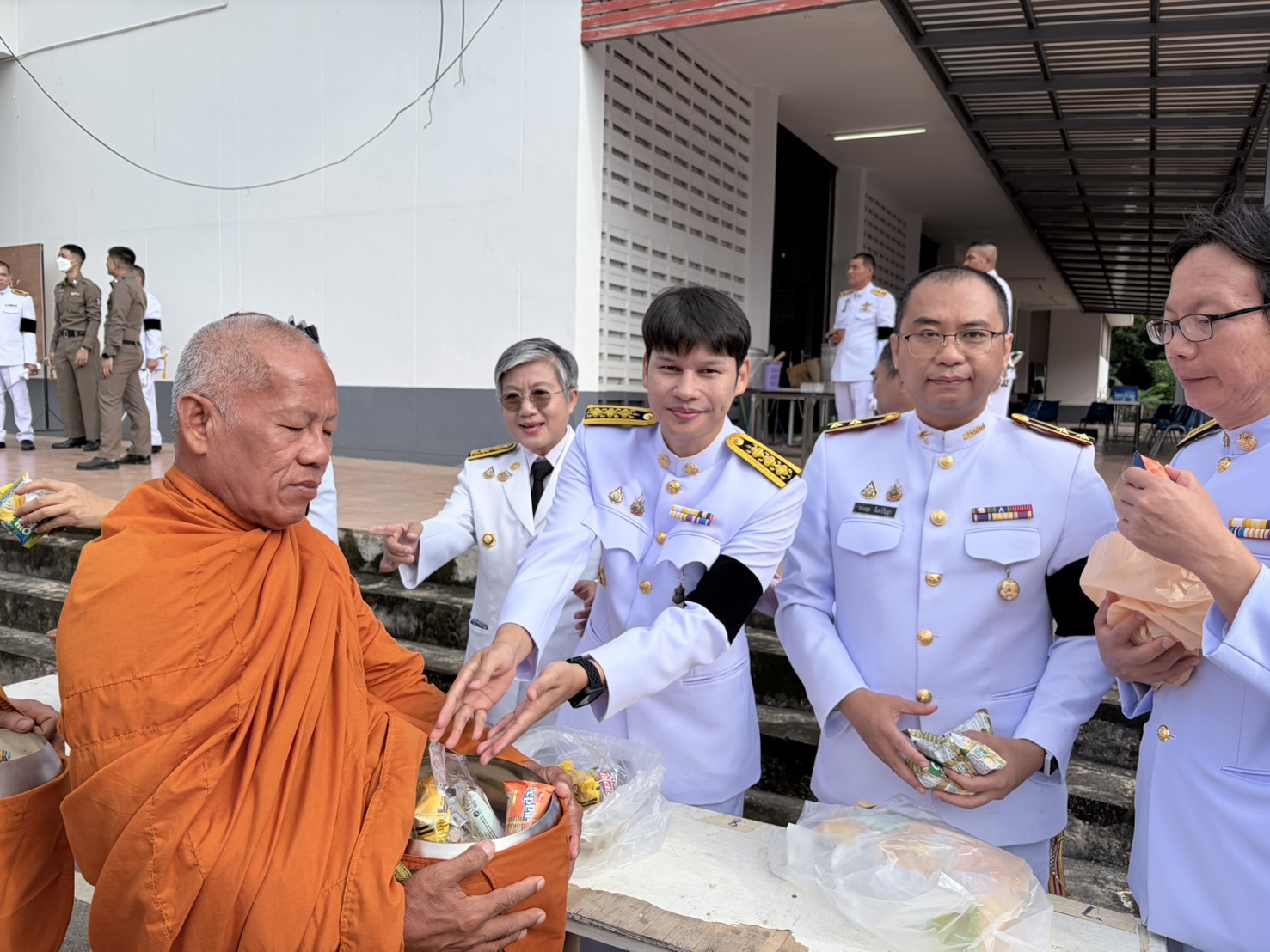 พช.เวียงเชียงรุ้ง เข้าร่วมกิจกรรมเฉลิมพระเกียรติพระบาทสมเด็จพระเจ้าอยู่หัว เนื่องในโอกาสวันเฉลิม พระชนมพรรษา